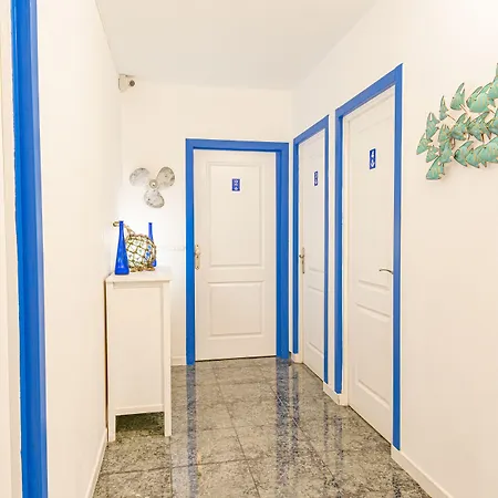 Neon Tenerife Otel